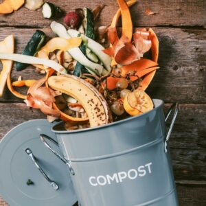Kompostowanie – sposób na coś z niczego