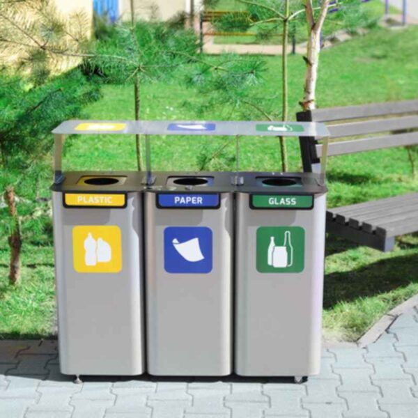 Stacja do segregacji odpadów MODULAR BIN 3 x 70 L w parku